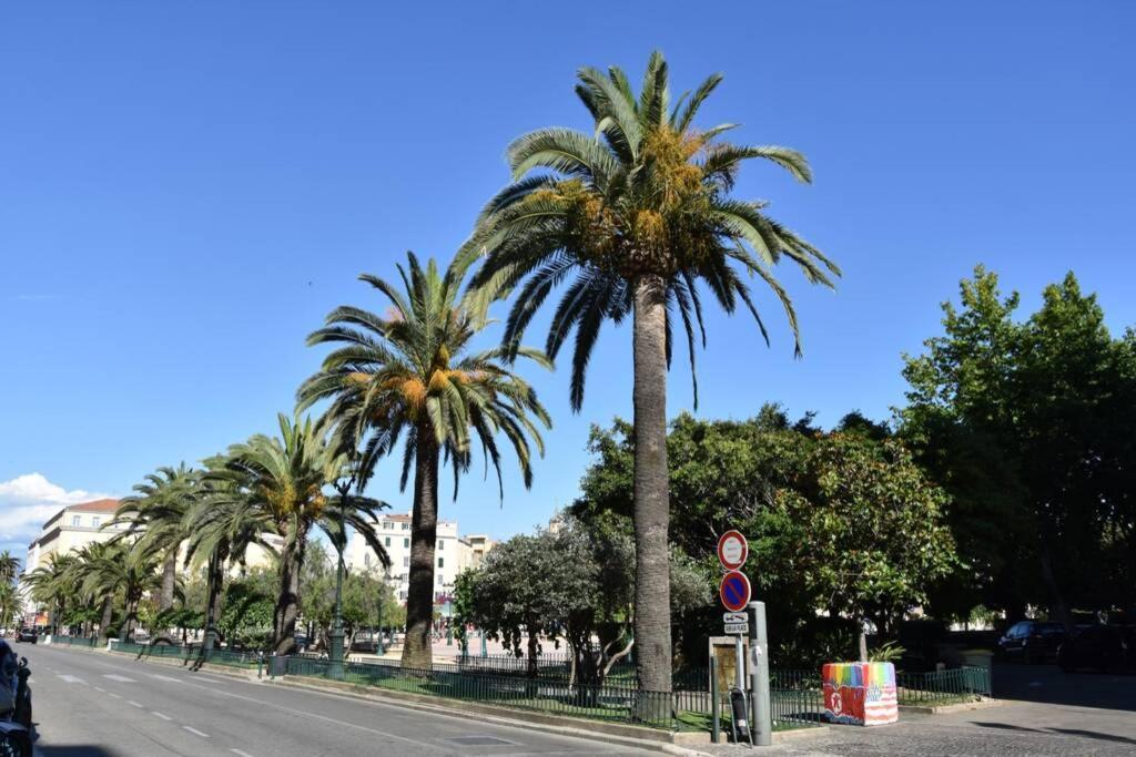 Superbe appartement en plein coeur d'Ajaccio Ajaccio  Extérieur photo