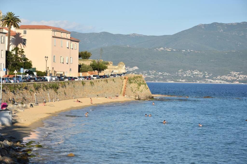 Superbe appartement en plein coeur d'Ajaccio Ajaccio  Extérieur photo